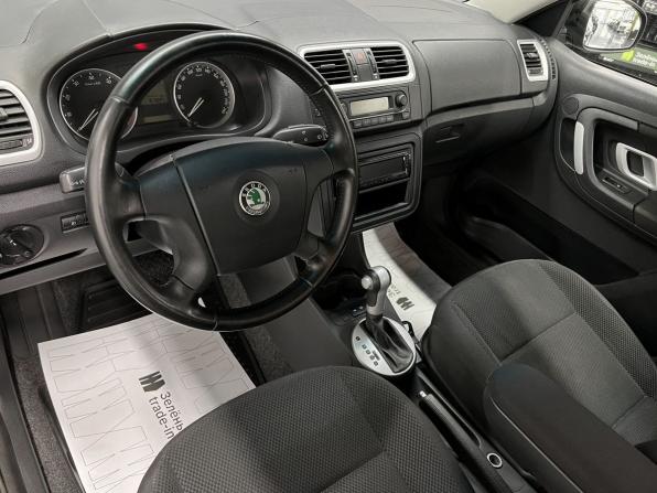 Skoda Fabia II с пробегом 2009 года, цена 640 000 рублей, 157094 км, хэтчбек, Автокод Объявления
