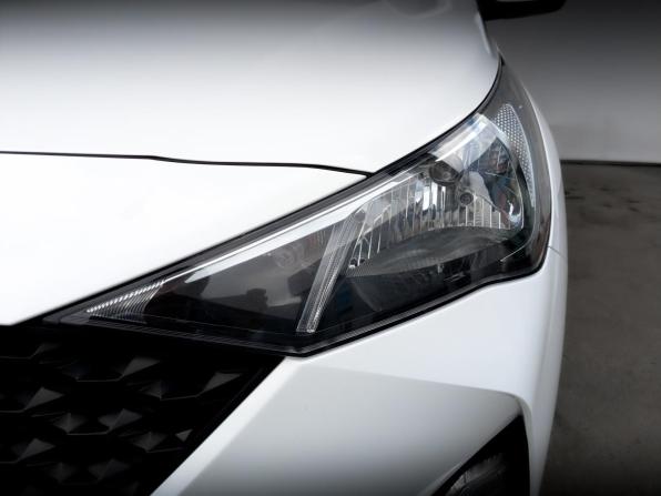 Hyundai Solaris II Рестайлинг с пробегом 2022 года, цена 1 670 000 рублей, 79311 км, седан, Автокод Объявления