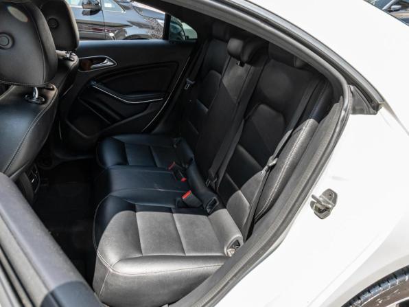 Mercedes-Benz CLA I (C117 X117) с пробегом 2015 года, цена 1 390 000 рублей, 238262 км, седан, Автокод Объявления