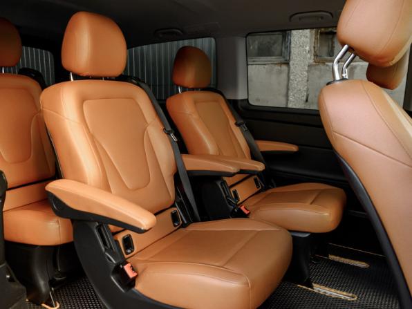 Mercedes-Benz V-Класс III (W447) с пробегом 2018 года, цена 3 190 000 рублей, 155701 км, минивэн, Автокод Объявления
