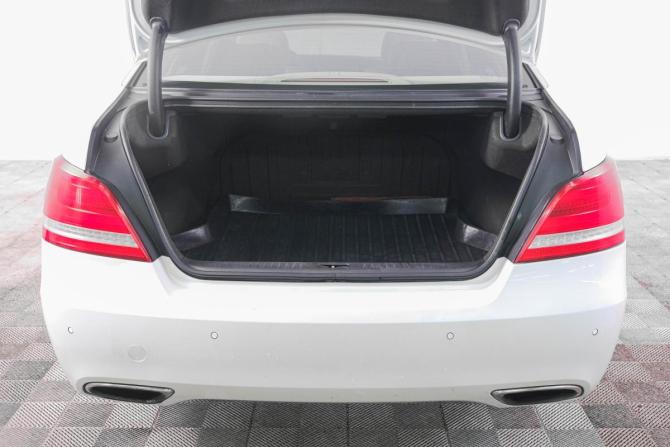 Hyundai Equus II Рестайлинг с пробегом 2013 года, цена 1 669 000 рублей, 272500 км, седан, Автокод Объявления