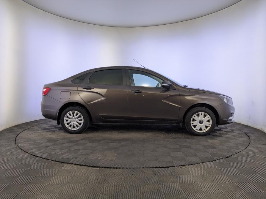 Lada (ВАЗ) Vesta I Москва  - изображение 4