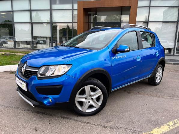 Renault Sandero II с пробегом 2016 года, цена 1 050 000 рублей, 78365 км, хэтчбек, Автокод Объявления