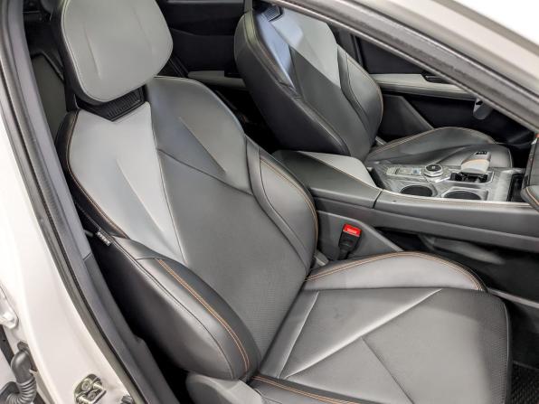 Changan UNI-V I с пробегом 2023 года, цена 2 150 000 рублей, 32676 км, лифтбек, Автокод Объявления