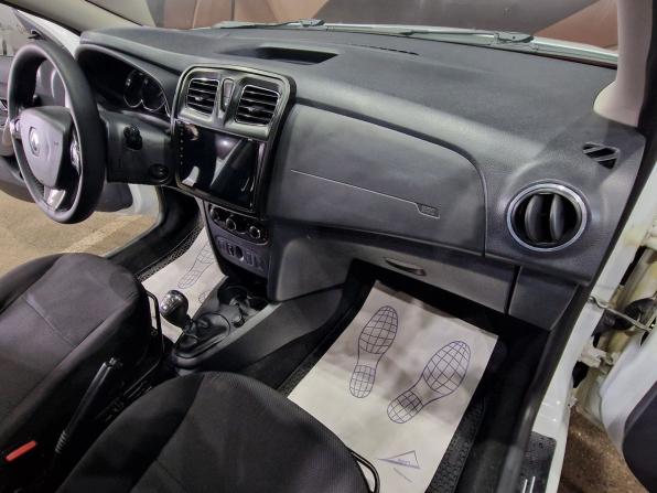 Renault Sandero II с пробегом 2015 года, цена 589 000 рублей, 134817 км, хэтчбек, Автокод Объявления