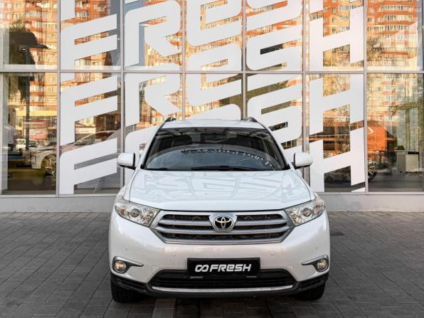 Toyota Highlander II (XU40) Рестайлинг с пробегом 2012 года, цена 2 074 300 рублей, 212085 км, внедорожник, Автокод Объявления