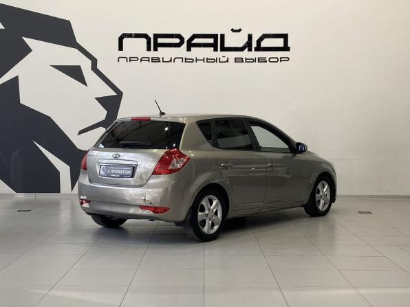 Kia Ceed I Рестайлинг с пробегом 2011 года, цена 774 900 рублей, 242000 км, хэтчбек, Автокод Объявления