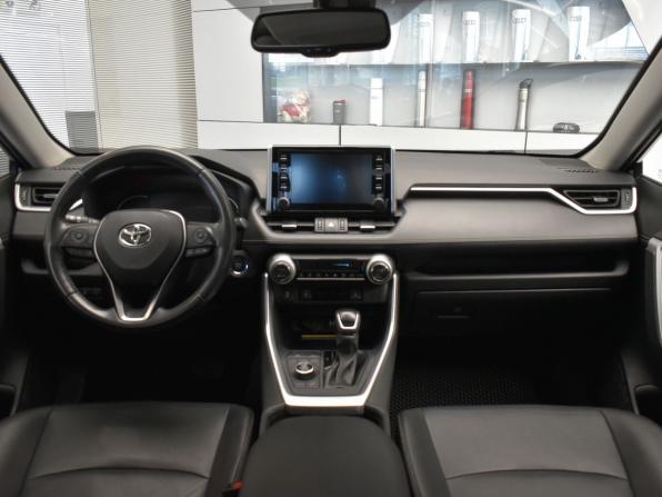 Toyota RAV4 V (XA50) с пробегом 2020 года, цена 3 290 000 рублей, 111313 км, внедорожник, Автокод Объявления