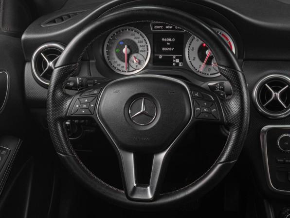 Mercedes-Benz A-Класс III (W176) с пробегом 2013 года, цена 1 729 000 рублей, 80287 км, хэтчбек, Автокод Объявления