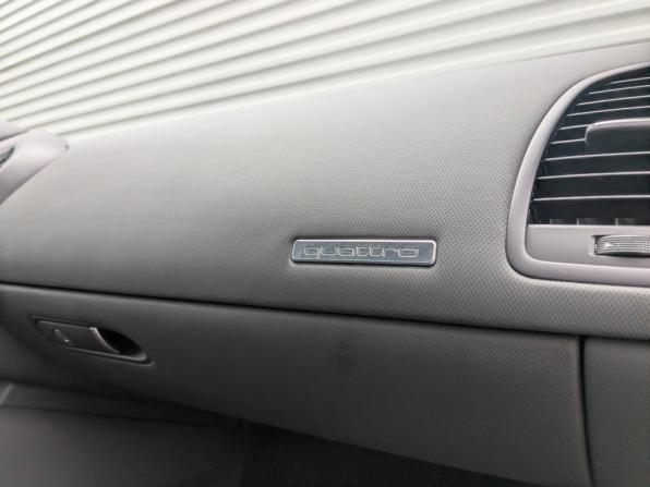 Audi R8 I (Typ 42) с пробегом 2011 года, цена 7 999 000 рублей, 21176 км, купе, Автокод Объявления