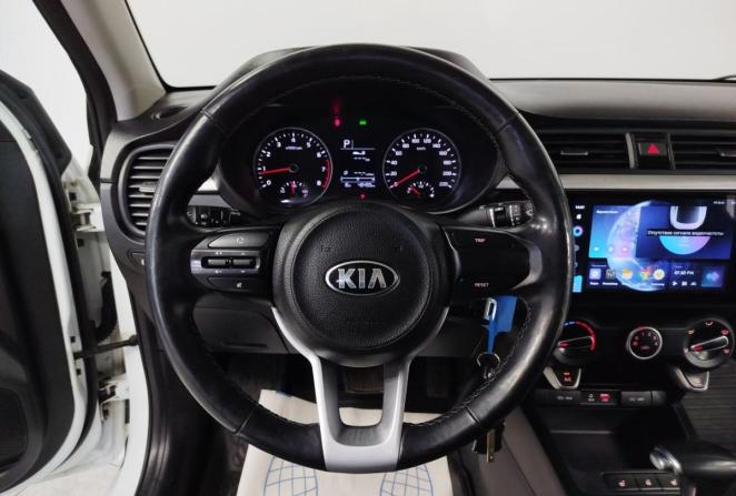Kia Rio IV с пробегом 2018 года, цена 1 450 000 рублей, 48493 км, седан, Автокод Объявления