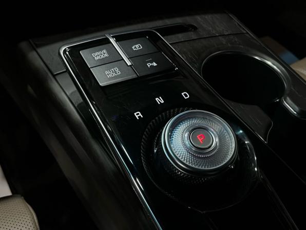 Kia K8 I с пробегом 2022 года, цена 3 690 000 рублей, 52300 км, седан, Автокод Объявления