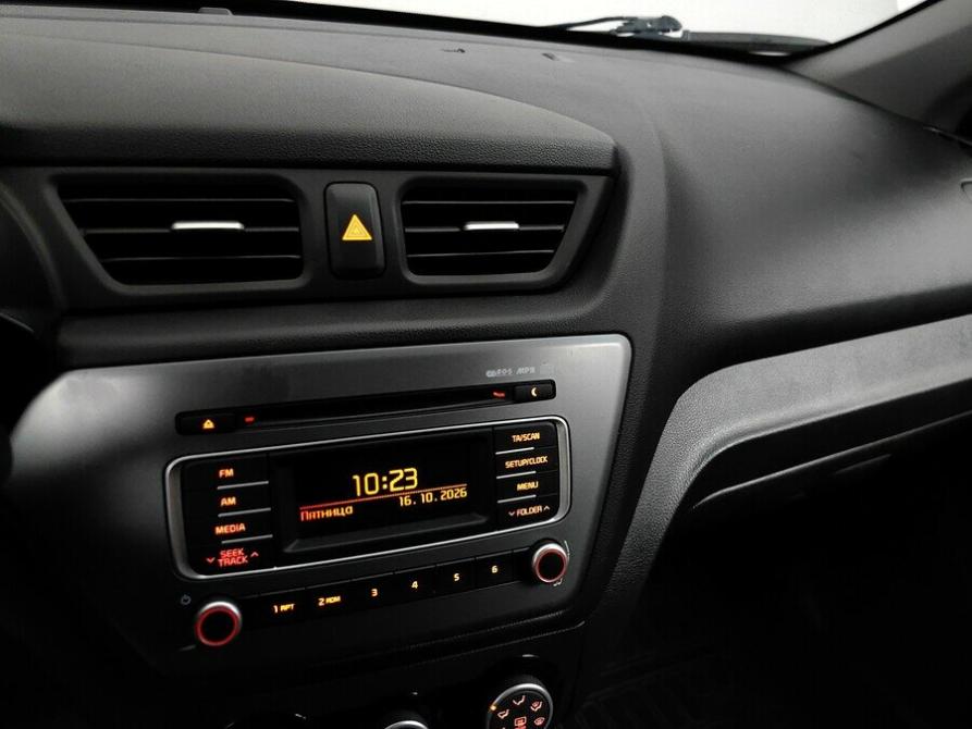 Kia Rio III Рестайлинг Подольск  - изображение 14