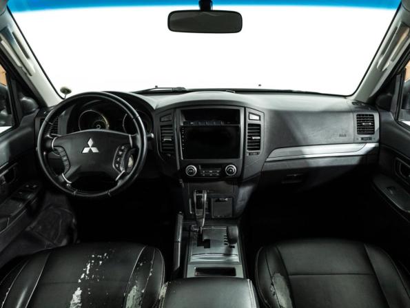 Mitsubishi Pajero IV с пробегом 2011 года, цена 1 404 777 рублей, 299207 км, внедорожник, Автокод Объявления