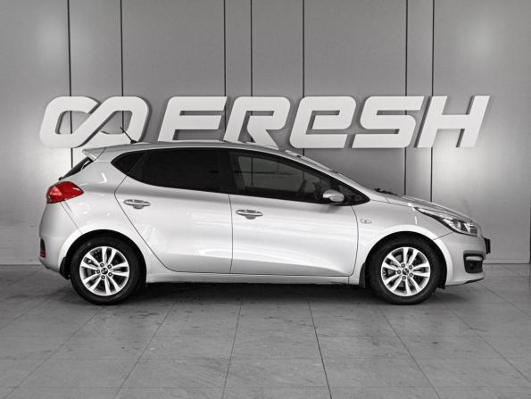 Kia Ceed II Рестайлинг с пробегом 2016 года, цена 1 499 000 рублей, 139406 км, хэтчбек, Автокод Объявления