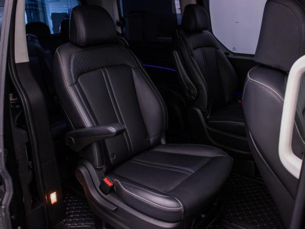 Hyundai Staria I с пробегом 2022 года, цена 5 018 000 рублей, 58800 км, минивэн, Автокод Объявления