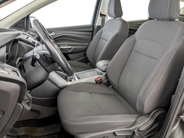 Ford Kuga II Рестайлинг с пробегом 2017 года, цена 1 725 000 рублей, 126876 км, внедорожник, Автокод Объявления