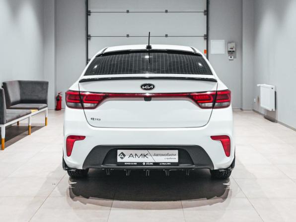 Kia Rio IV с пробегом 2020 года, цена 1 365 000 рублей, 114461 км, седан, Автокод Объявления