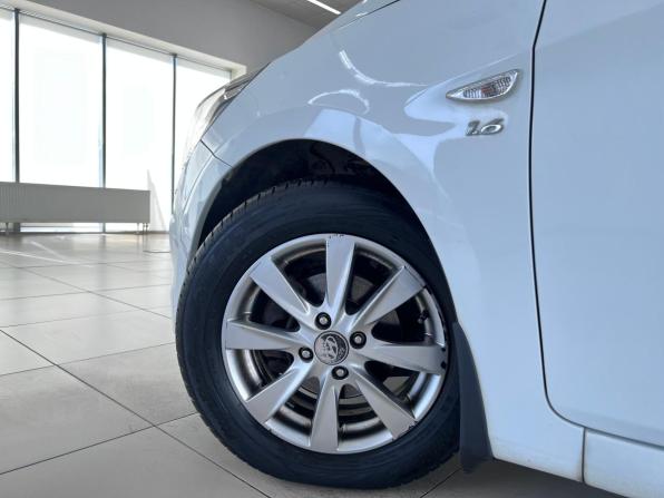 Hyundai Solaris I Рестайлинг с пробегом 2015 года, цена 1 090 000 рублей, 97970 км, хэтчбек, Автокод Объявления