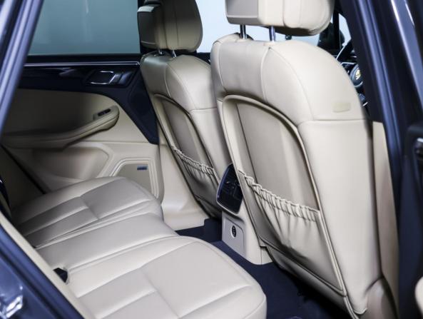 Porsche Macan I с пробегом 2017 года, цена 4 500 000 рублей, 54300 км, внедорожник, Автокод Объявления