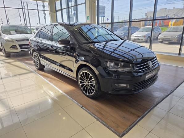 Volkswagen Polo V Рестайлинг с пробегом 2016 года, цена 1 199 000 рублей, 114892 км, седан, Автокод Объявления