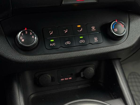 Kia Sportage III с пробегом 2012 года, цена 1 085 000 рублей, 137153 км, внедорожник, Автокод Объявления
