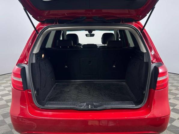 Mercedes-Benz B-Класс II (W246) с пробегом 2012 года, цена 1 029 900 рублей, 124037 км, хэтчбек, Автокод Объявления