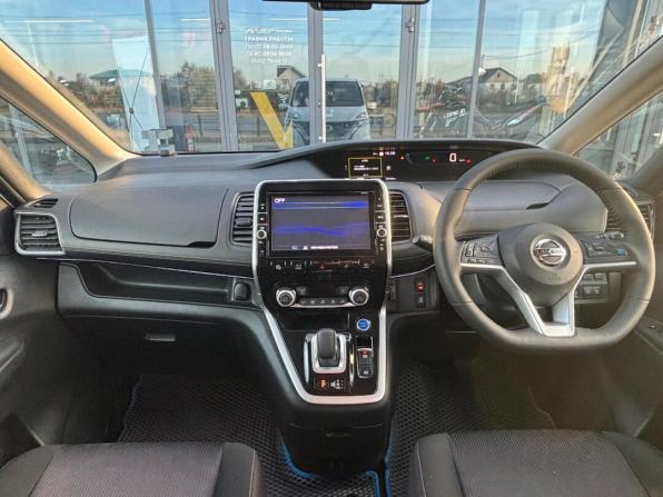 Nissan Serena V (C27) с пробегом 2018 года, цена 1 800 000 рублей, 200000 км, минивэн, Автокод Объявления