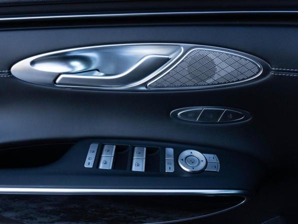 Genesis GV70 I с пробегом 2021 года, цена 5 580 000 рублей, 41737 км, внедорожник, Автокод Объявления