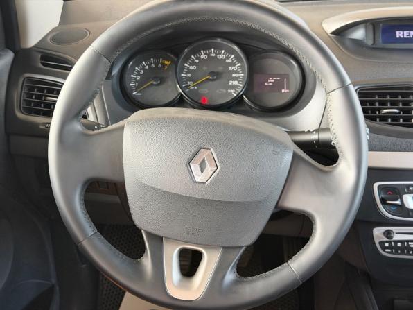 Renault Fluence I с пробегом 2010 года, цена 675 000 рублей, 208700 км, седан, Автокод Объявления