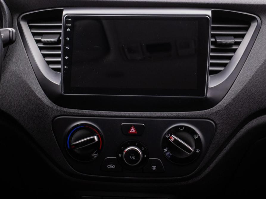 Hyundai Solaris II Москва  - изображение 14