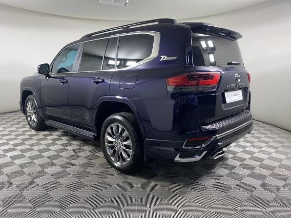 Toyota Land Cruiser 300 Series с пробегом 2021 года, цена 10 500 000 рублей, 44684 км, внедорожник, Автокод Объявления