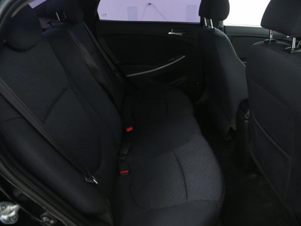 Hyundai Solaris I с пробегом 2013 года, цена 689 000 рублей, 120000 км, седан, Автокод Объявления