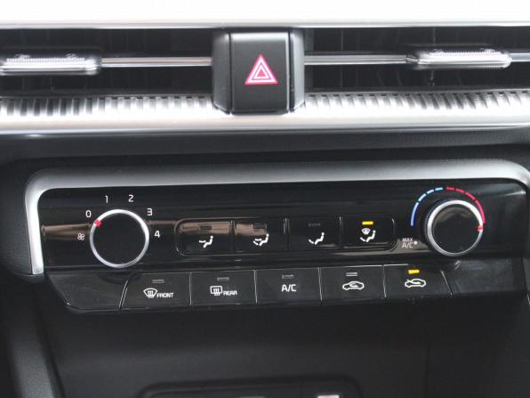 Kia K5 III с пробегом 2021 года, цена 2 250 000 рублей, 76042 км, седан, Автокод Объявления