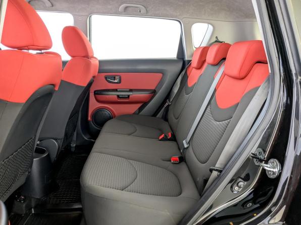 Kia Soul I Рестайлинг с пробегом 2012 года, цена 1 250 000 рублей, 66200 км, хэтчбек, Автокод Объявления