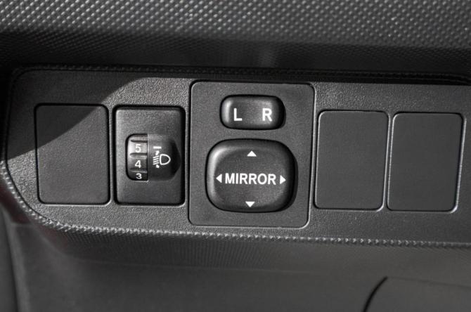 Toyota Auris I с пробегом 2008 года, цена 649 000 рублей, 203800 км, хэтчбек, Автокод Объявления