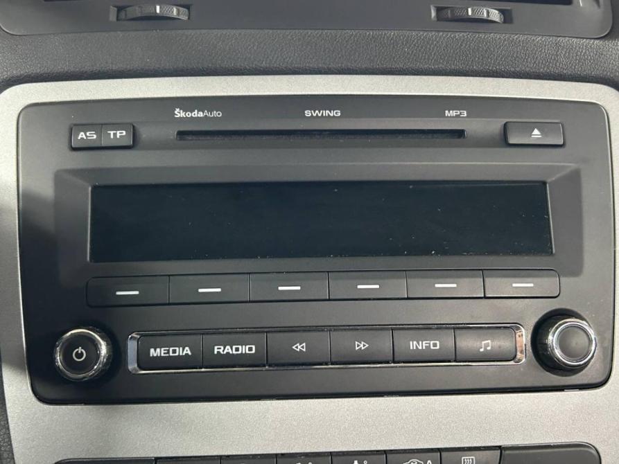 Skoda Octavia II (A5) Рестайлинг Санкт-Петербург  - изображение 15