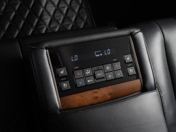 Lexus LX III Рестайлинг 2 с пробегом 2019 года, цена 9 000 000 рублей, 161283 км, внедорожник, Автокод Объявления