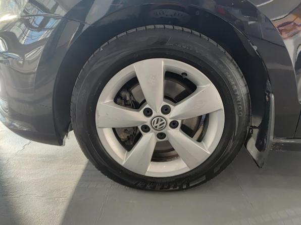 Volkswagen Polo V Рестайлинг с пробегом 2018 года, цена 1 227 000 рублей, 137768 км, седан, Автокод Объявления