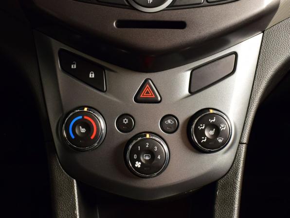 Chevrolet Aveo II с пробегом 2015 года, цена 849 995 рублей, 153719 км, седан, Автокод Объявления