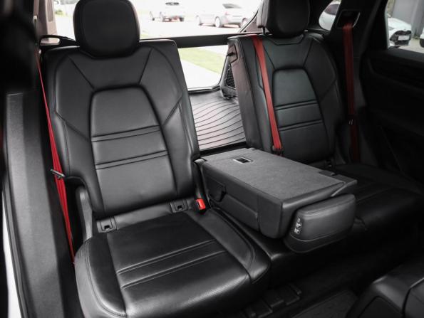 Porsche Cayenne III с пробегом 2018 года, цена 4 749 000 рублей, 191860 км, внедорожник, Автокод Объявления