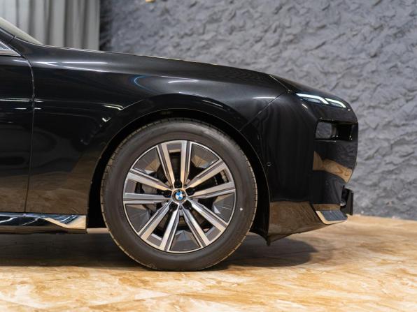 Новый BMW 7 серии VII (G70) 2025 года, цена 17 290 000 рублей, седан, Автокод Объявления