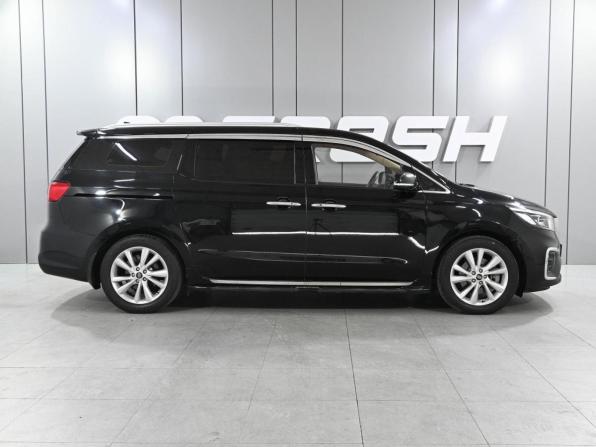 Kia Carnival III с пробегом 2018 года, цена 2 979 000 рублей, 93909 км, минивэн, Автокод Объявления
