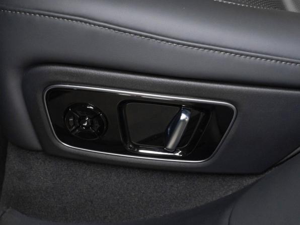 Li Auto (Lixiang) L7 I с пробегом 2023 года, цена 6 100 000 рублей, 30729 км, внедорожник, Автокод Объявления