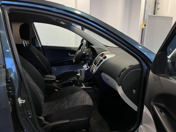 Kia Ceed I с пробегом 2009 года, цена 480 300 рублей, 236215 км, хэтчбек, Автокод Объявления