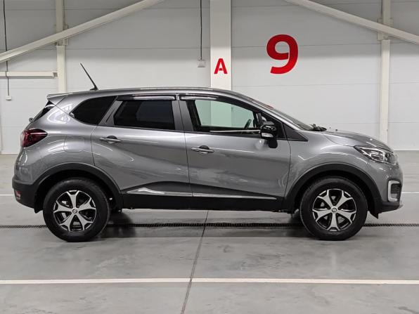 Renault Kaptur I Рестайлинг с пробегом 2021 года, цена 1 560 000 рублей, 60572 км, внедорожник, Автокод Объявления