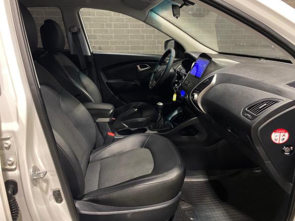 Hyundai ix35 I с пробегом 2011 года, цена 1 199 000 рублей, 187141 км, внедорожник, Автокод Объявления