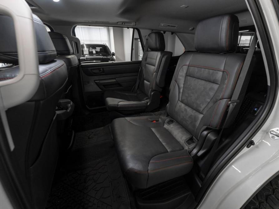 Toyota Sequoia III Москва  - изображение 14