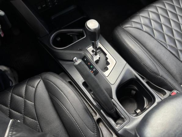 Toyota RAV4 IV (XA40) Рестайлинг с пробегом 2017 года, цена 2 120 000 рублей, 134273 км, внедорожник, Автокод Объявления