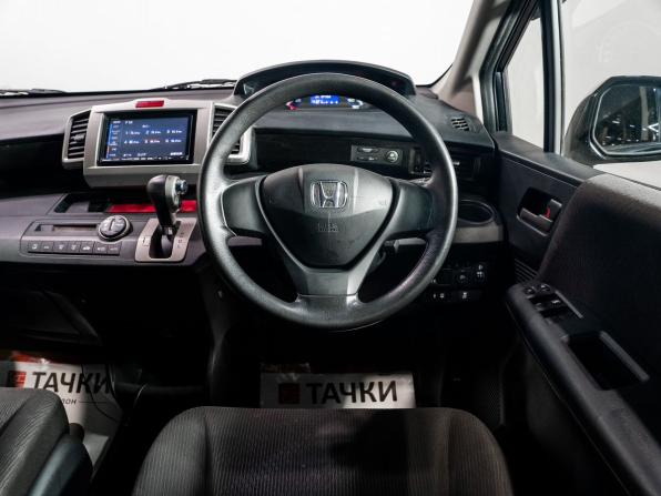 Honda Freed I Рестайлинг с пробегом 2012 года, цена 915 000 рублей, 184368 км, компактвэн, Автокод Объявления